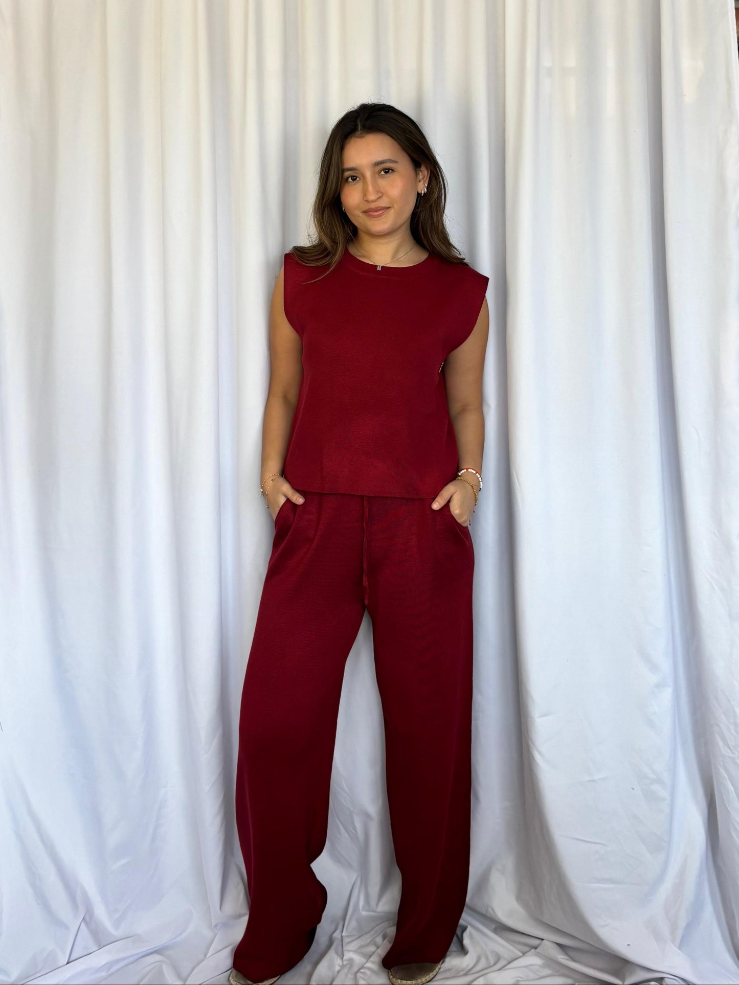 CONJUNTO TEJIDO CYRUS - GUINDA
